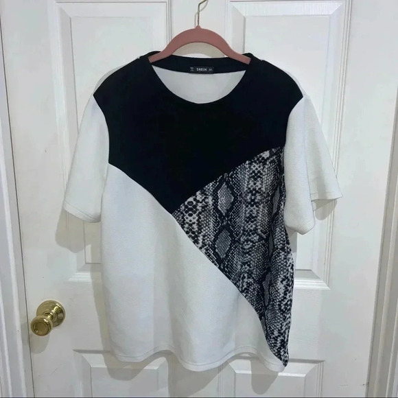 SHEIN LADIES TOP XLG - Picture 1 of 4